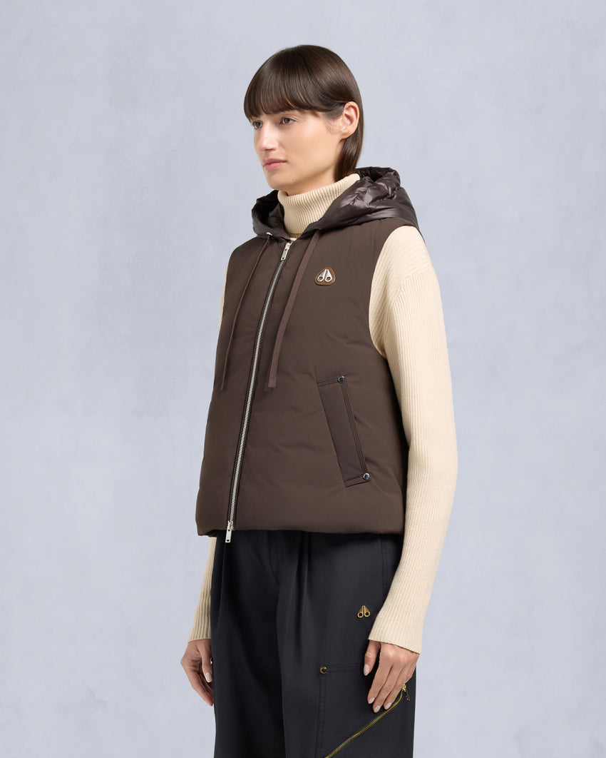 TEGAN VEST-BLACK